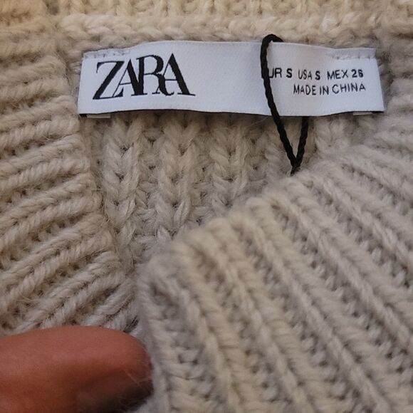 Zara knit sweater size small. - Picture 7 of 8
